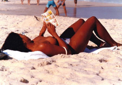 21 rio de janeiro beach scene 800