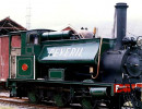 22 steam engine hanging in the yards of new zealand 800