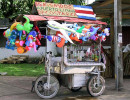 2 balloon vendor in puerto limon  cosata rica 800