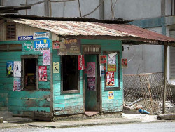 7 neighborhood store in el salvador 800