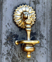 76 brass knocker photographed in solala  guatemala 800