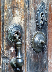 81 brass knocker photographed in guatemala 800