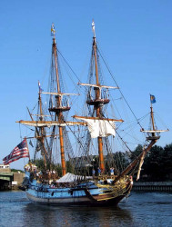 124 tall ship in wilmington  delaware 800