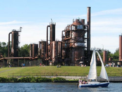 139 sailing past gas works park in seattle 800