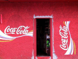 1 entrance to a neighborhood store in costa rica 800