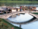 39 arched foot bridge in southern china 800