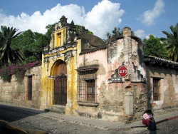 50 colonial home in antigua  guatemala 800