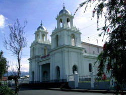 17 church in the town of heredia 800