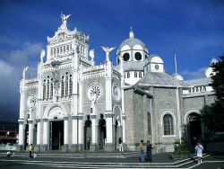 3 the los angeles cathedral in cartago  costa rica 800