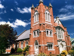 41 red brick church in new plymouth  new zealand 800